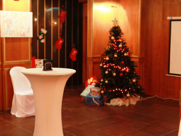 Фирмено-Коледно парти в зала “La Strada“ – 21.12.2012г.