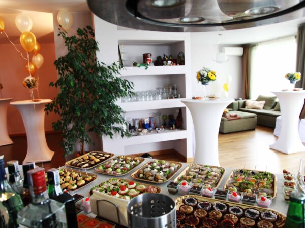 Абитуриентски бал в частен дом – 27.05.2012